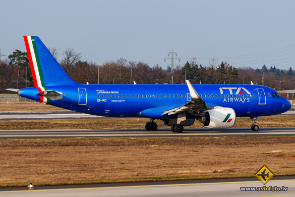 Airbus A320-272N